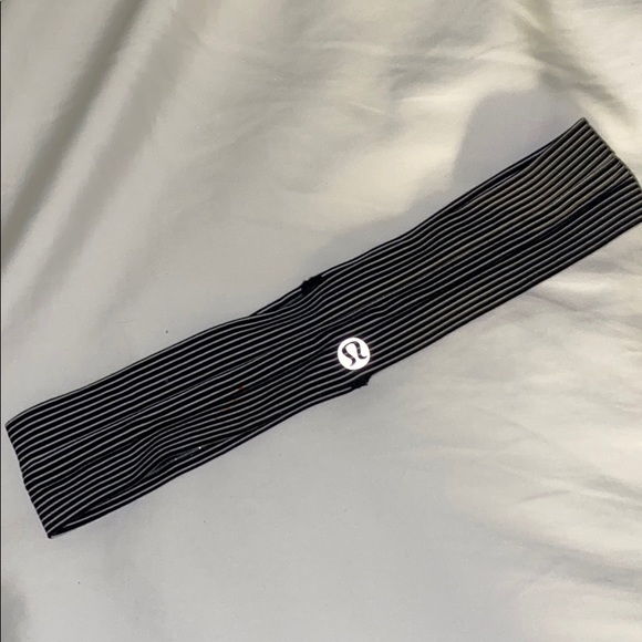 lululemon athletica Accessories - Lululemon head band
